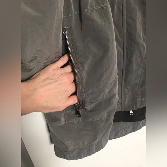 Jacket - Picture 5 of 5